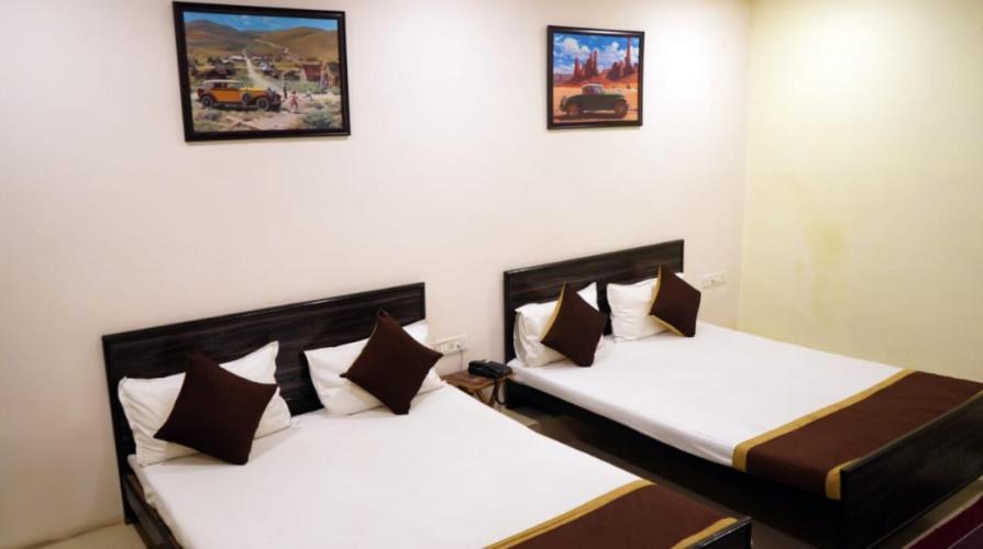 Hotel Atithi Niwas Prayagraj Bagian luar foto